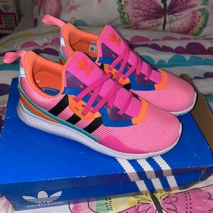 Kid adidas size 1.5